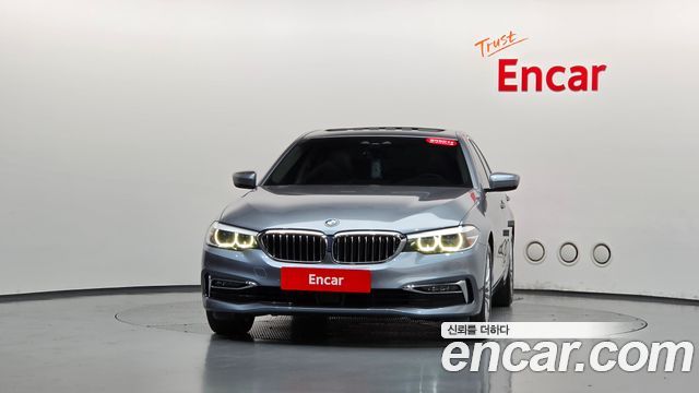 BMW 5-Series 2019 — photo 3