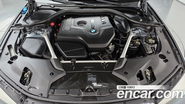 BMW 5-Series 2019 — photo 6