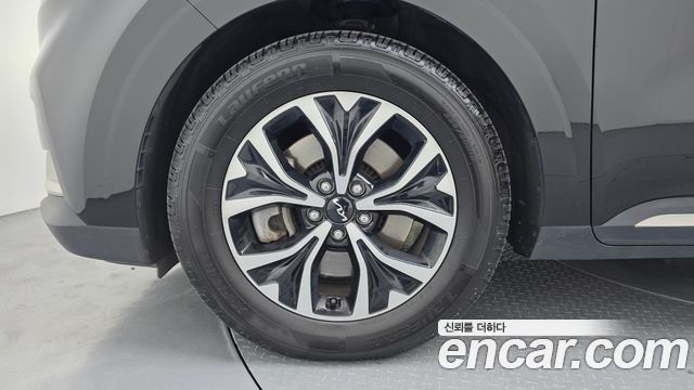 Kia Canival 2023 — photo 5