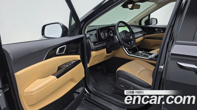 Kia Canival 2023 — photo 10