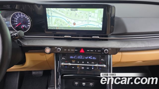 Kia Canival 2023 — photo 15