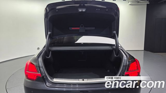 Kia K9 2022 — photo 26