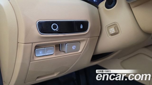 Kia K9 2022 — photo 30
