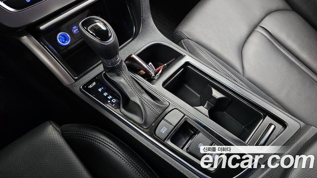 Hyundai Sonata 2016 — photo 12