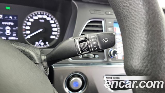 Hyundai Sonata 2016 — photo 23
