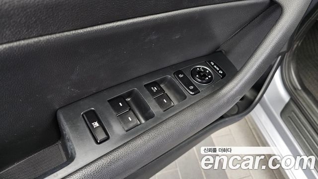 Hyundai Sonata 2016 — photo 24