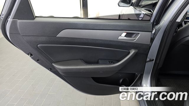 Hyundai Sonata 2016 — photo 15
