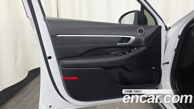Hyundai Sonata 2022 — photo 14