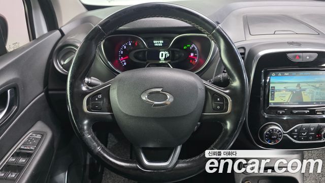 Renault Korea QM3 2018 — photo 13