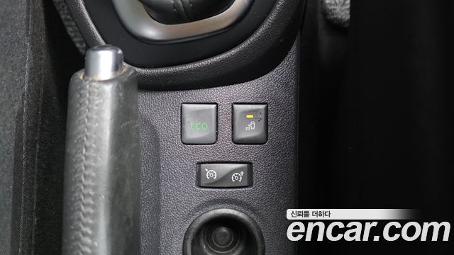 Renault Korea QM3 2018 — photo 16