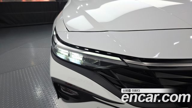 Hyundai AVANTE 2025 — photo 8