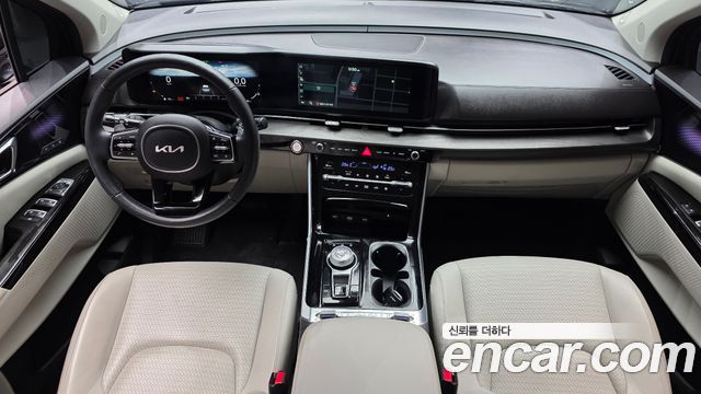 Kia Canival 2023 — photo 10