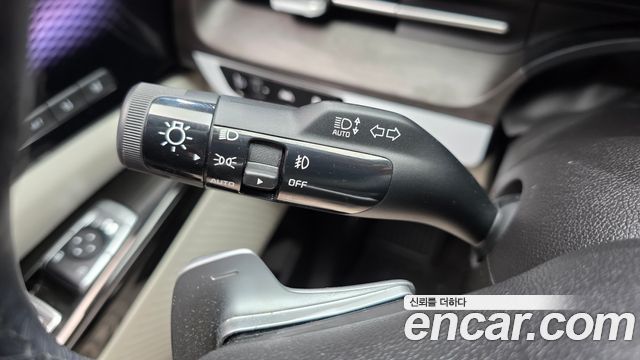 Kia Canival 2023 — photo 30