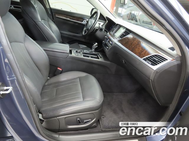 Hyundai Genesis 2016 — photo 8