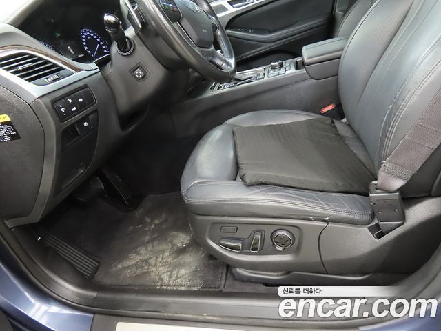 Hyundai Genesis 2016 — photo 17