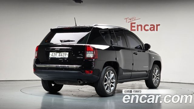 Jeep Compass 2014 — photo 2