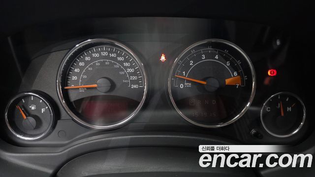 Jeep Compass 2014 — photo 11