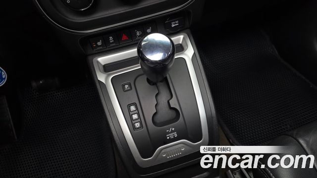Jeep Compass 2014 — photo 12