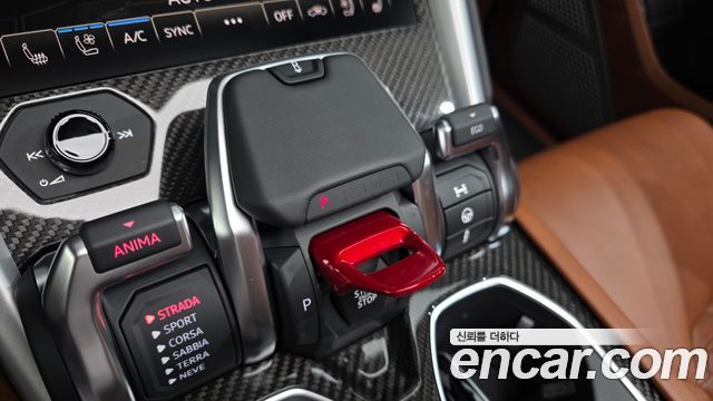 Lamborghini Urus 2021 — photo 9