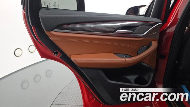 BMW X4M 2020 — photo 15
