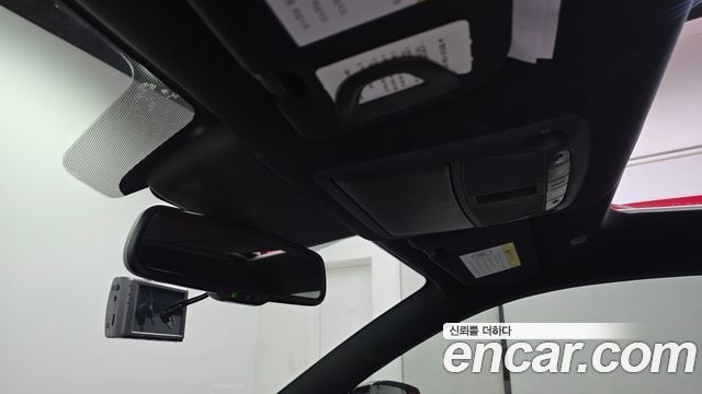 Infiniti Q60 2018 — photo 26