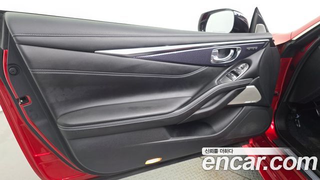 Infiniti Q60 2018 — photo 14