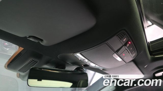 Mercedes-Benz CLS-Class 2020 — photo 24