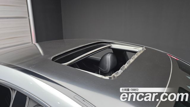 Mercedes-Benz CLS-Class 2020 — photo 26