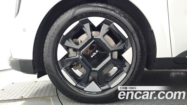 Kia Canival 2024 — photo 5
