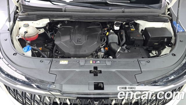Kia Canival 2024 — photo 6
