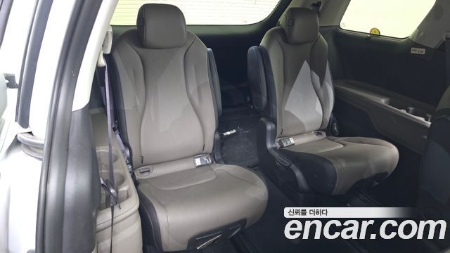 Kia Canival 2024 — photo 13