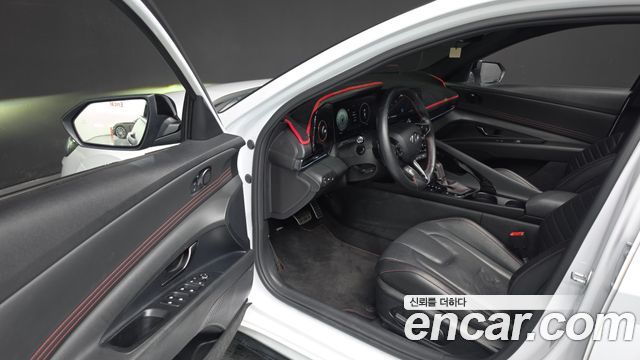 Hyundai AVANTE 2021 — photo 10
