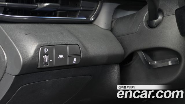 Hyundai AVANTE 2021 — photo 15