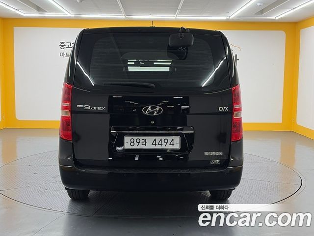 Hyundai Starex 2010 — photo 3