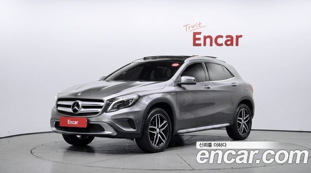 Mercedes-Benz GLA-Class 2017 — photo 1