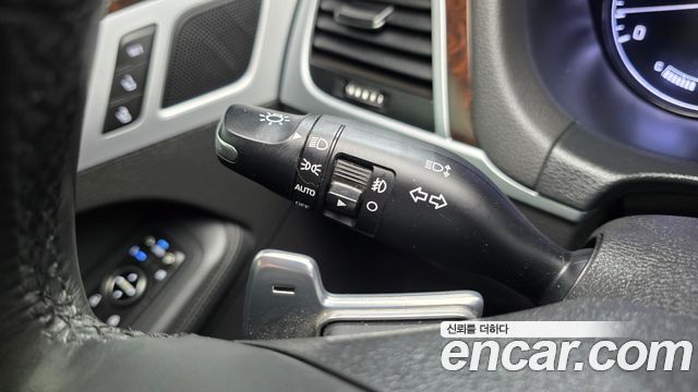 Hyundai Genesis 2016 — photo 25