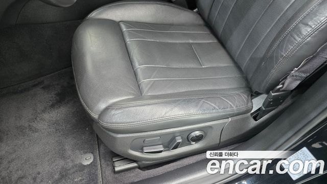 Hyundai Genesis 2016 — photo 29