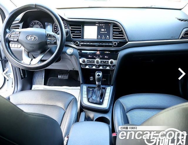 Hyundai AVANTE 2020 — photo 5