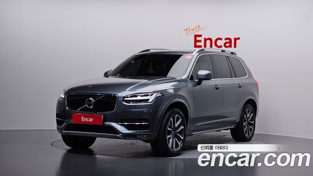 Volvo XC90 2018 — photo 1