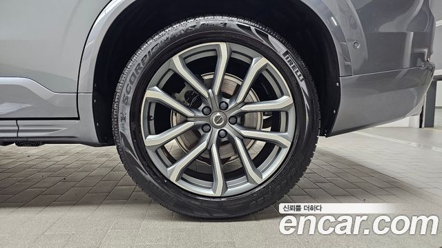 Volvo XC90 2018 — photo 7