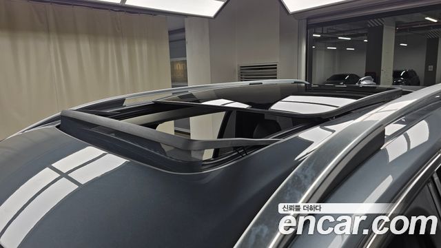 Volvo XC90 2018 — photo 28