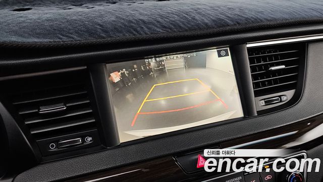 Kia K7 2019 — photo 22