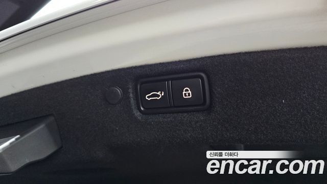 Kia K7 2019 — photo 26