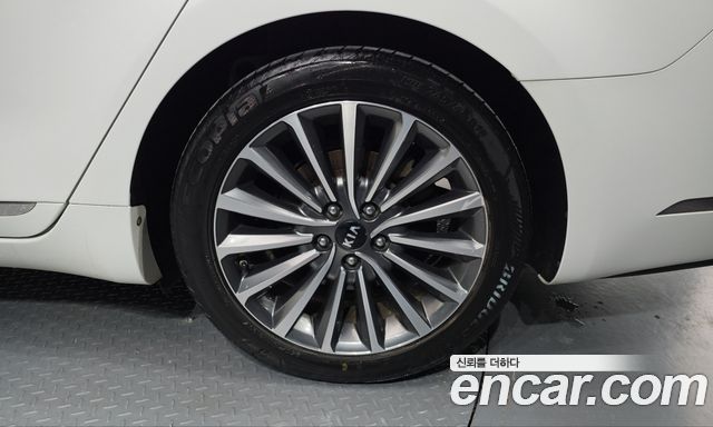 Kia K7 2019 — photo 7