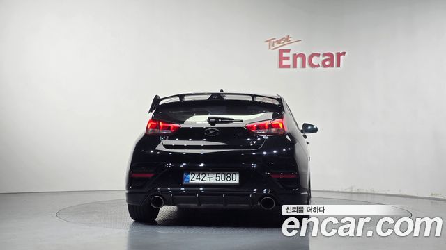 Hyundai Veloster 2022 — photo 4