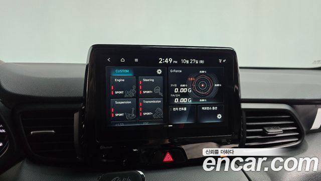 Hyundai Veloster 2022 — photo 31