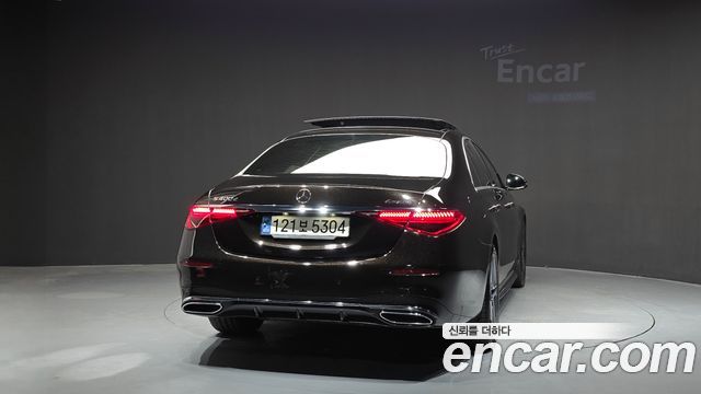 Mercedes-Benz S-Class 2022 — photo 4