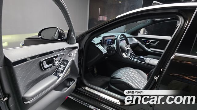 Mercedes-Benz S-Class 2022 — photo 13