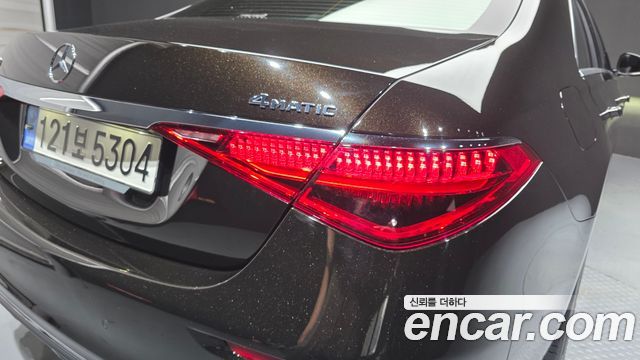 Mercedes-Benz S-Class 2022 — photo 9