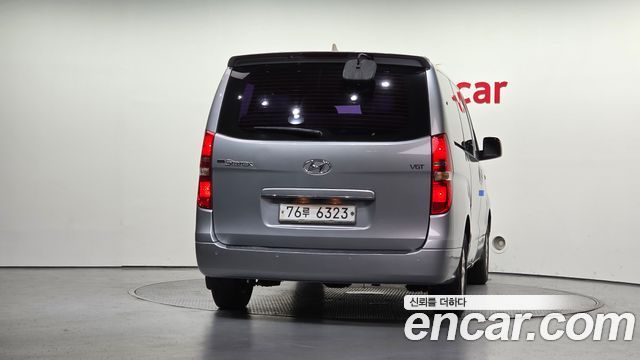 Hyundai Starex 2015 — photo 4